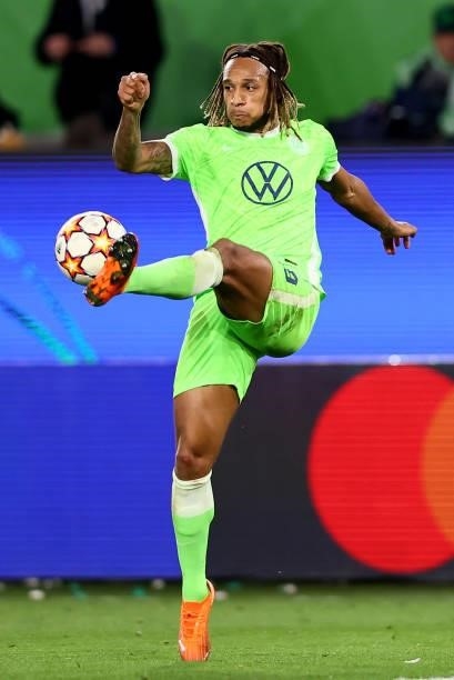 Kevin Mbabu of VfL Wolfsburg controls the ball during the UEFA Champions League group G match between VfL Wolfsburg and Sevilla FC at Volkswagen...