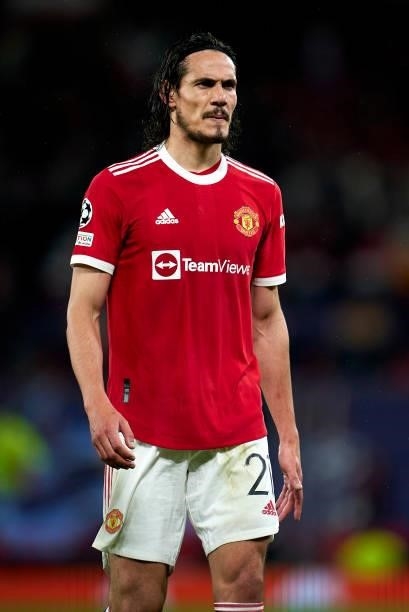 Edison Cavani of Manchester United leaves the pitch following the UEFA Champions League group F match between Manchester United and Villarreal CF at...