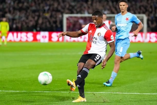 Tyrell Malacia of Feyenoord during the UEFA Conference League Group Stage match between Feyenoord and Slavia Prague at Stadion Feijenoord on...