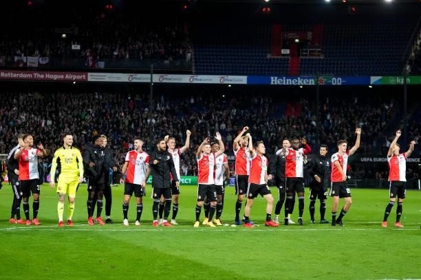 Players of Feyenoord celebrate their sides win during the UEFA Conference League Group Stage match between Feyenoord and Slavia Prague at Stadion...