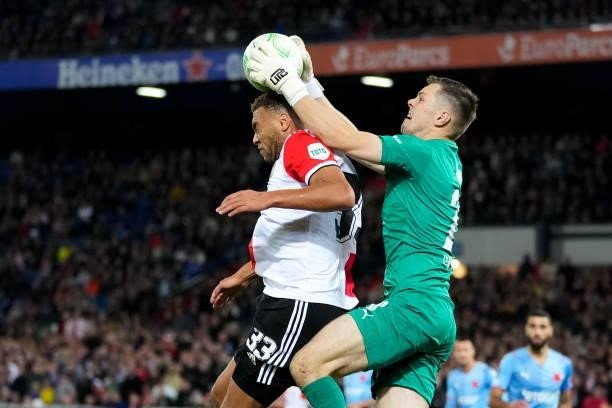 Cyriel Dessers of Feyenoord and Ales Mandous of Slavia Prague during the UEFA Conference League Group Stage match between Feyenoord and Slavia Prague...