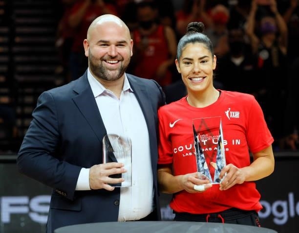 Las Vegas Aces General Manager of Basketball Operations Dan Padover , recipient of the 2021 WNBA Basketball Executive of the Year award, and Kelsey...