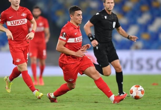 Ezequiel Ponce of Spartak Moskva kicks the ball during the UEFA Europa League group C match between SSC Napoli and Spartak Moskva at Stadio Diego...