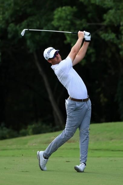 Andy Ogletree plays his shot on the 14th hole during round two of the Sanderson Farms Championship at Country Club of Jackson on October 01, 2021 in...