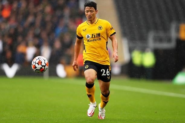 Hee-chan Hwang of Wolverhampton Wanderers controls the ball during the Premier League match between Wolverhampton Wanderers and Newcastle United at...