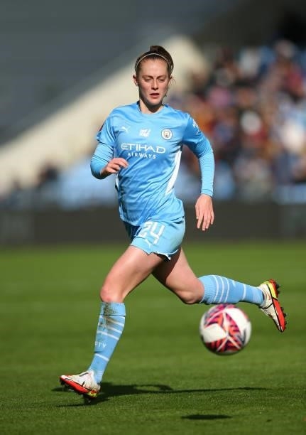 Keira Walsh of Manchester City Women runs with the ball during the Barclays FA Women's Super League match between Manchester City Women and West Ham...