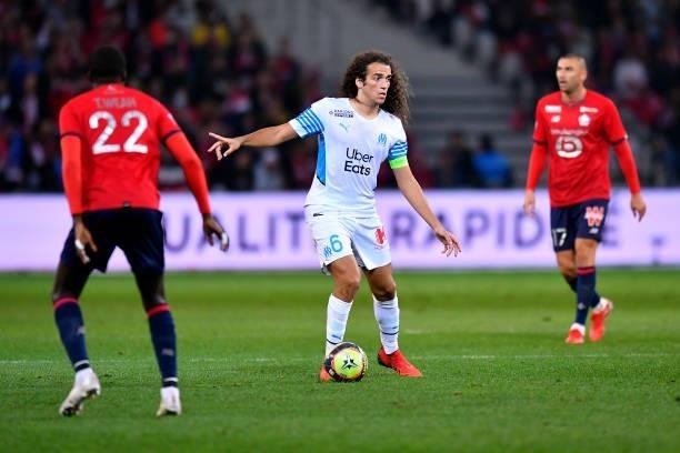 Matteo Gendouzi of Olympique de Marseille runs with the ball during the Ligue 1 Uber Eats match between Lille and Marseille at Stade Pierre Mauroy on...