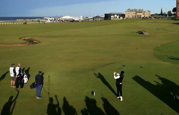 Danny Willett of England plays his tee shot on the 18th hole during the final round of The Alfred Dunhill Links Championship on The Old Course on...