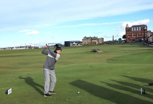 Jeff Winther of Denmark plays his tee shot on the 18th hole during the final round of The Alfred Dunhill Links Championship on The Old Course on...