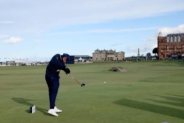 Ewen Ferguson of Scotland plays his tee shot on the 18th hole during the final round of The Alfred Dunhill Links Championship on The Old Course on...