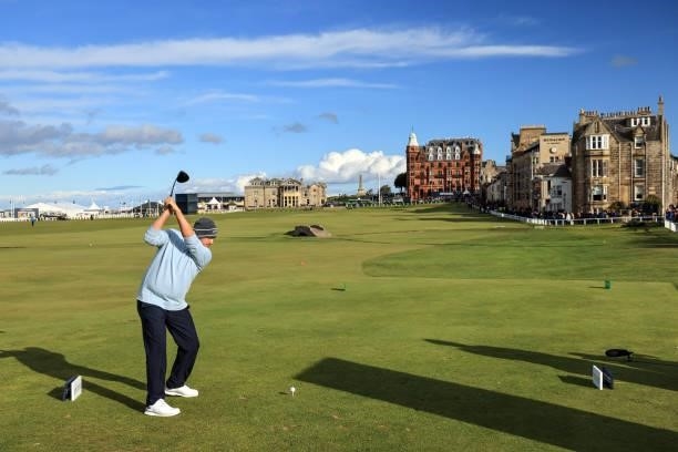 Deyen Lawson of Australia plays his tee shot on the 18th hole during the final round of The Alfred Dunhill Links Championship on The Old Course on...