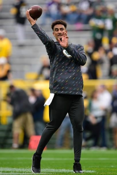 Jordan Love of the Green Bay Packers throws the ball during warm-ups before the game against the Pittsburgh Steelers at Lambeau Field on October 03,...