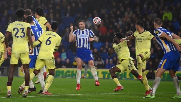 Shane Duffy of Brighton & Hove Albion heads just wide in the last minute of the Premier League match between Brighton & Hove Albion and Arsenal at...
