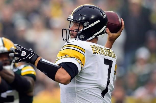 Ben Roethlisberger of the Pittsburgh Steelers throws the ball during the first quarter against the Green Bay Packers at Lambeau Field on October 03,...