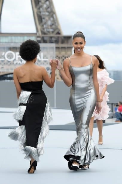 Leyna Bloom walks the runway during "Le Defile L'Oreal Paris 2021