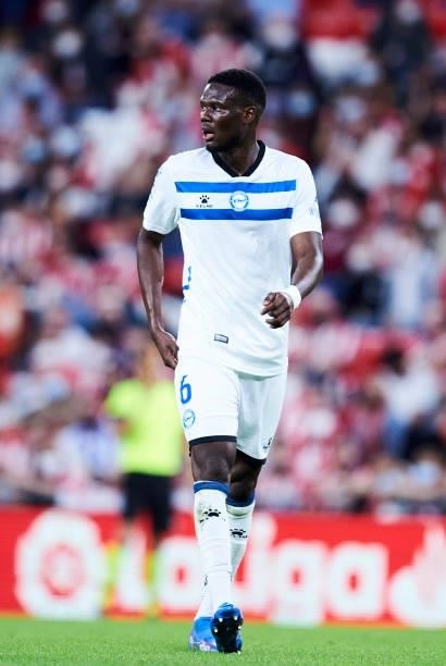 Mamadou Loum of Deportivo Alaves reacts during the Laliga Santander match between Athletic Club and Deportivo Alaves at San Mames Stadium on October...