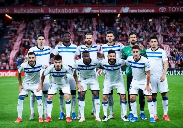 Deportivo Alaves line up for a team photo prior to the Laliga Santander match between Athletic Club and Deportivo Alaves at San Mames Stadium on...