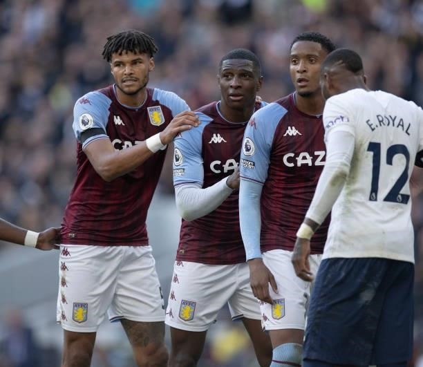 Tyrone Mings, Kortney Hause and Ezri Konsa of Aston Villa prepare for a corner during the Premier League match between Tottenham Hotspur and Aston...