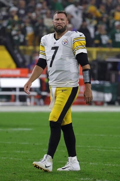 Ben Roethlisberger of the Pittsburgh Steelers leaves the field following a game against the Green Bay Packers at Lambeau Field on October 03, 2021 in...