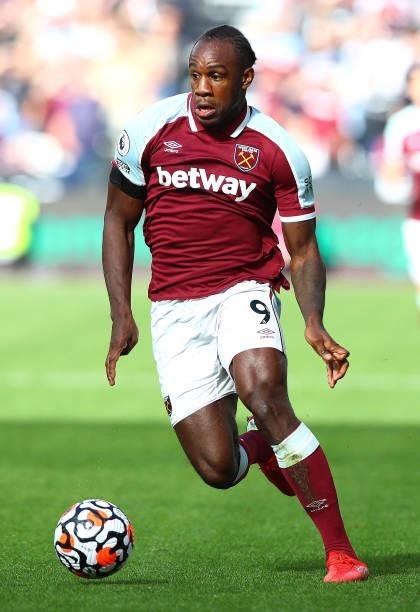 Michail Antonio of West Ham United controls the ball during the Premier League match between West Ham United and Brentford at London Stadium on...