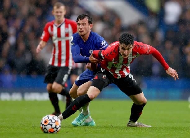 Ben Chilwell of Chelsea battles for possession with Valentino Livramento of Southampton during the Premier League match between Chelsea and...