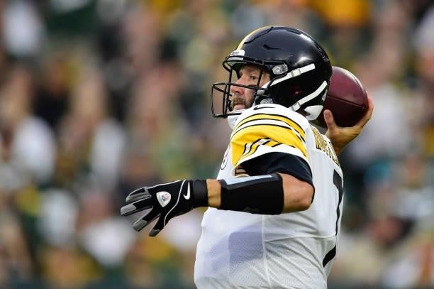 Ben Roethlisberger of the Pittsburgh Steelers throws a pass against the Green Bay Packers in the second half at Lambeau Field on October 03, 2021 in...