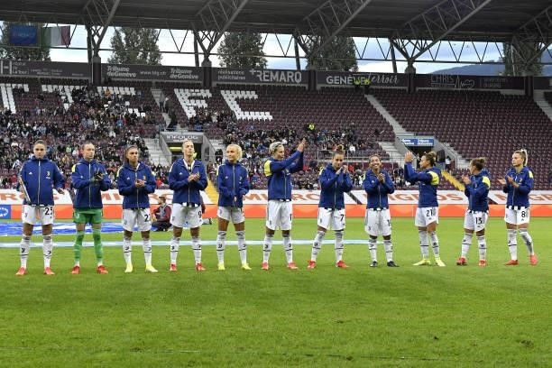 Juventus women players line up prior to the UEFA Women's Champions League group A match between Servette FCCF and Juventus at Stade de Geneve on...