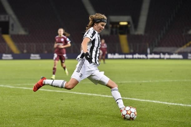 Sofie Junge Pedersen of Juventus women runs with the ball during the UEFA Women's Champions League group A match between Servette FCCF and Juventus...
