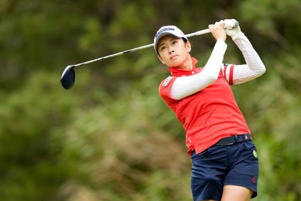 Eriko Kobashi of Japan hits her tee shot on the 2nd hole during the first round of Kanehide Miyarabi Open at the Kanehide Kise Country Club on...