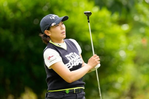 Tomoko Nishi of Japan hits her tee shot on the 3rd hole during the first round of Kanehide Miyarabi Open at the Kanehide Kise Country Club on October...