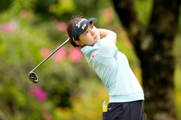 Saho Yamada of Japan hits her tee shot on the 3rd hole during the first round of Kanehide Miyarabi Open at the Kanehide Kise Country Club on October...