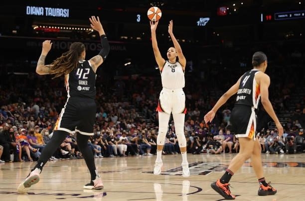 Liz Cambage of the Las Vegas Aces shoots over Brittney Griner of the Phoenix Mercury during the first half in Game Four of the 2021 WNBA semifinals...