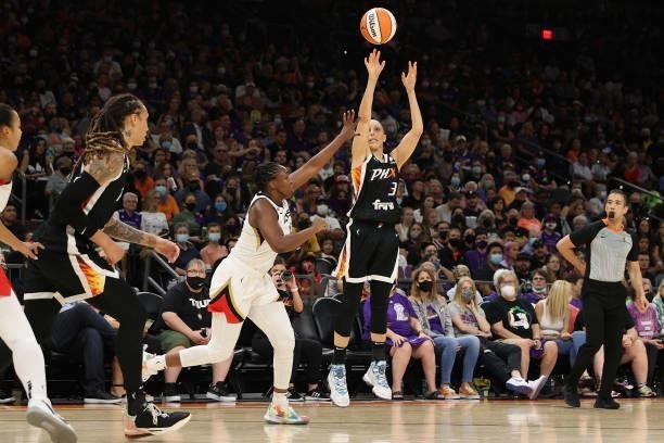 Diana Taurasi of the Phoenix Mercury shoots against the Las Vegas Aces during the second half in Game Four of the 2021 WNBA semifinals at Footprint...
