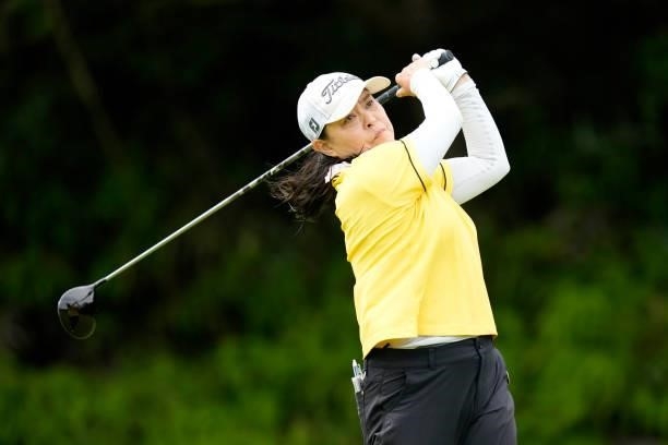 Yuko Saito of Japan hits her tee shot on the 4th hole during the first round of Kanehide Miyarabi Open at the Kanehide Kise Country Club on October...