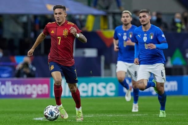 Yeremi Pino of Spain in action during the UEFA Nations League 2021 Semi-final match between Italy and Spain at the Giuseppe Meazza Stadium on October...