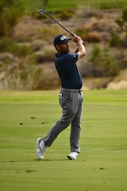 Louis Oosthuizen hits his second shot on the 18th hole during round one of the Shriners Children's Open at TPC Summerlin on October 07, 2021 in Las...