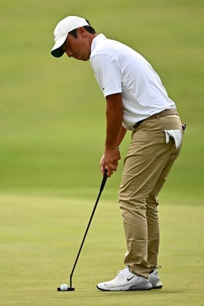Doug Ghim putts on the ninth hole during round one of the Shriners Children's Open at TPC Summerlin on October 07, 2021 in Las Vegas, Nevada.