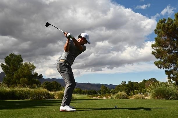 Adam Scott hits his tee shot on the ninth hole during round two of the Shriners Children's Open at TPC Summerlin on October 08, 2021 in Las Vegas,...