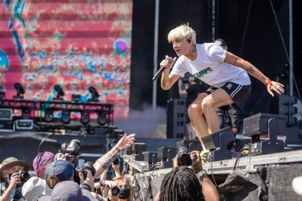 Performs during Weekend 2 of the ACL Music Festival at Zilker Park on October 08, 2021 in Austin, Texas.