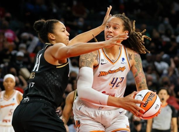 Brittney Griner of the Phoenix Mercury drives to the basket against Kiah Stokes of the Las Vegas Aces during Game Five of the 2021 WNBA Playoffs...