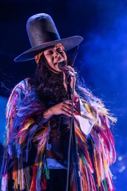 Singer & songwriter Erykah Badu performs live on stage during Austin City Limits Festival at Zilker Park on October 08, 2021 in Austin, Texas.