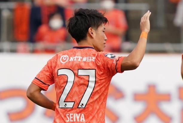 Seiya Nakano of Omiya Ardija celebrate scring his team's scond goal during the J.League Meiji Yasuda J2 33rd Sec. Match between Omiya Ardija and...