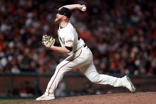 Zack Littell of the San Francisco Giants pitches in the eighth inning against the Los Angeles Dodgers during Game 2 of the National League Division...