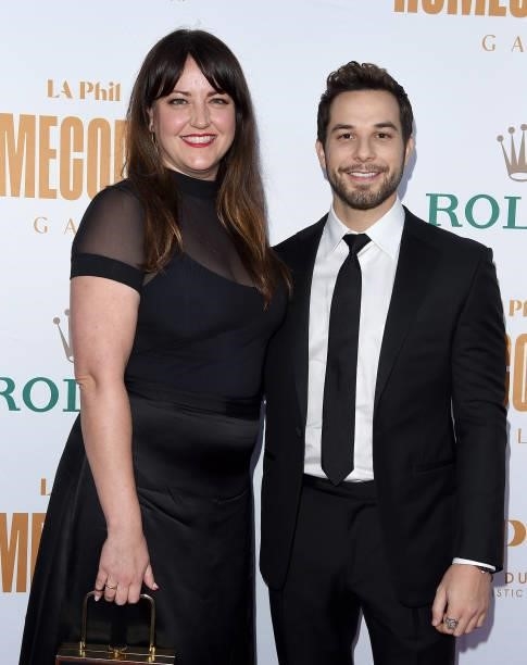 Kathryn Burns and Skylar Astin attend the Los Angeles Philharmonic Homecoming Concert & Gala at Walt Disney Concert Hall on October 09, 2021 in Los...