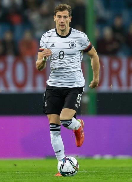 Leon Goretzka of Germany runs with the ball during the 2022 FIFA World Cup Qualifier match between Germany and Romania at Imtech Arena on October 08,...