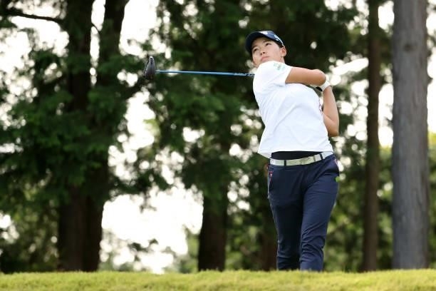 Hinako Shibuno of Japan hits her tee shot on the 15th hole during the final round of the Stanley Ladies at Tomei Country Club on October 10, 2021 in...