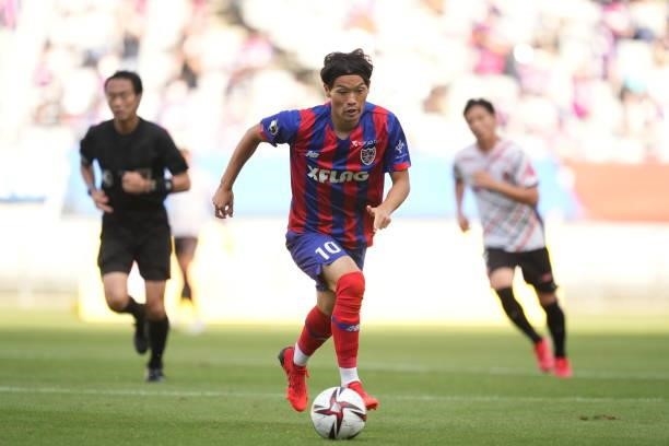 Keigo HIGASHI of FC Tokyo in action during the J.League Levain Cup Semi Final second leg match between FC Tokyo and Nagoya Grampus at Ajinomoto...