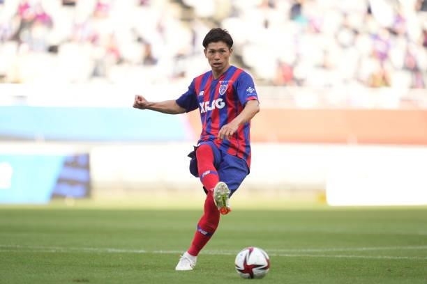 Masato MORISHIGE of FC Tokyo in action during the J.League Levain Cup Semi Final second leg match between FC Tokyo and Nagoya Grampus at Ajinomoto...