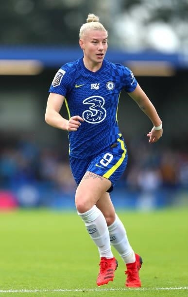 Bethany England of Chelsea during the Barclays FA Women's Super League match between Chelsea Women and Leicester City Women at Kingsmeadow on October...