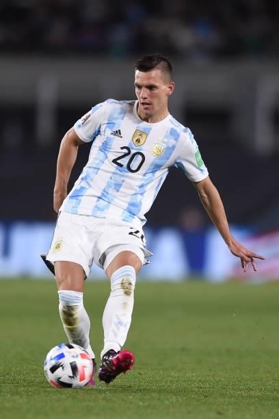 Giovani Lo Celso of Argentina kicks the ball during a match between Argentina and Uruguay as part of South American Qualifiers for Qatar 2022 at...